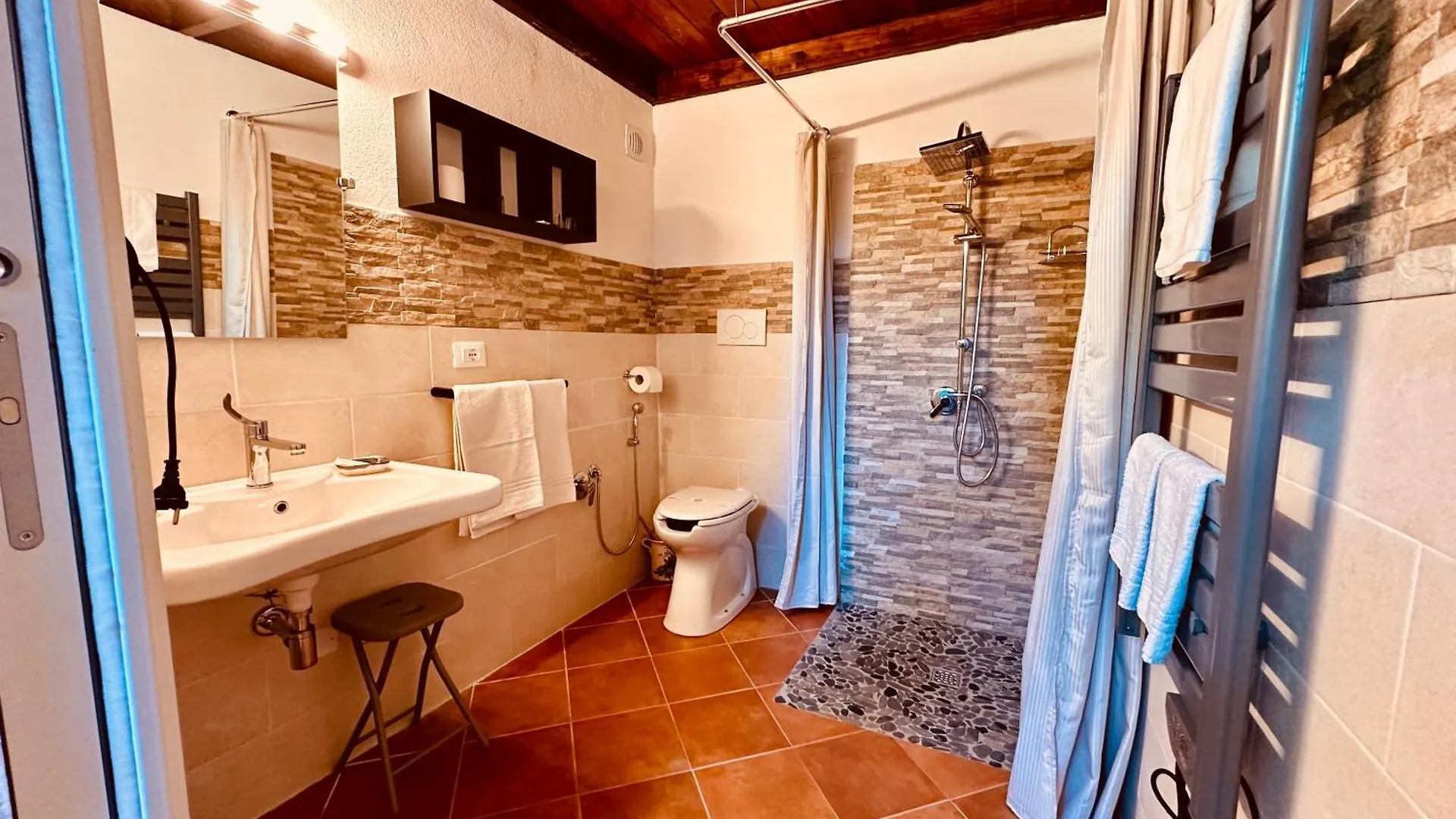 Montebello Degli Olivi Chiusi Italia